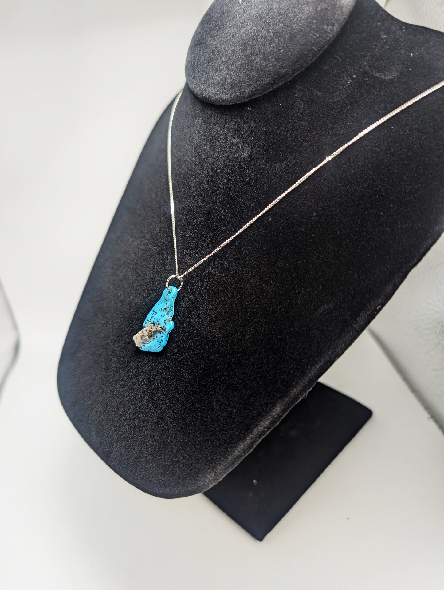 Tumbled Sleeping Beauty Pendant with .925 Silver Chain