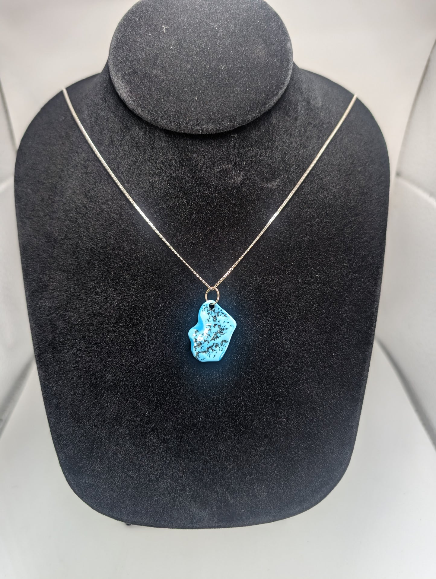 Tumbled Sleeping Beauty Pendant with .925 Silver Chain