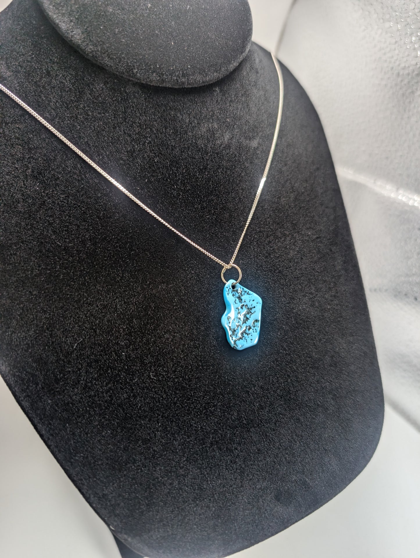 Tumbled Sleeping Beauty Pendant with .925 Silver Chain