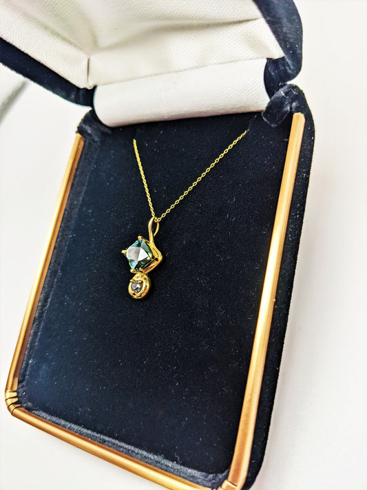 18K Gold Pendant Set With Montana Sapphire 2.15cts Green/Blue Color Change and Alexandrite, Includes 18K Gold Chain